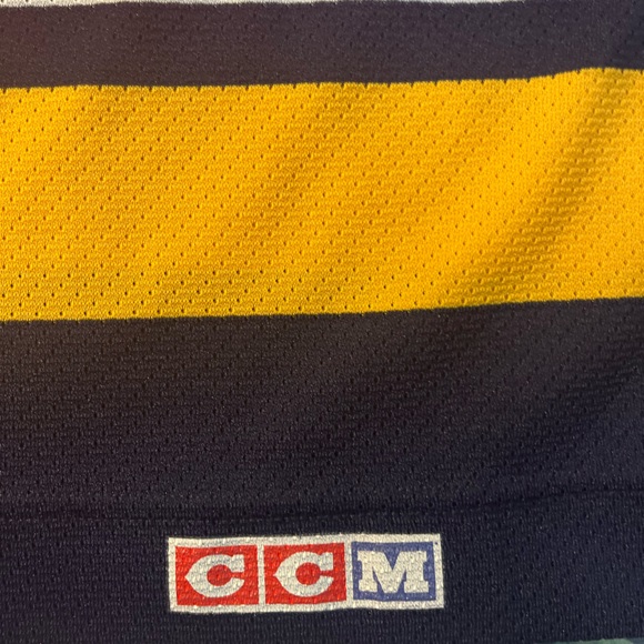 CCM VINTAGE HOCKEY JERSEY - Picture 4 of 7